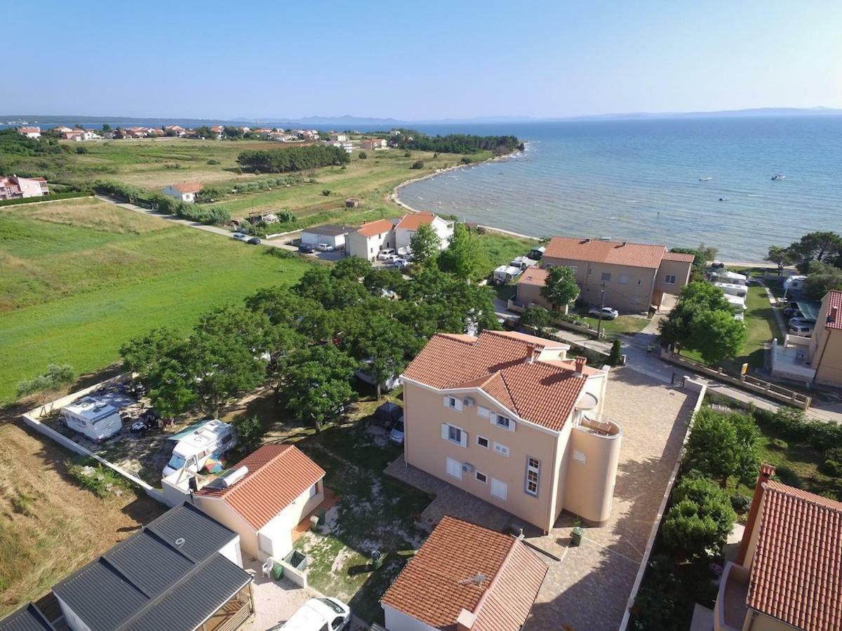 Apartments Medanic - Private Pool Привлака Екстер'єр фото