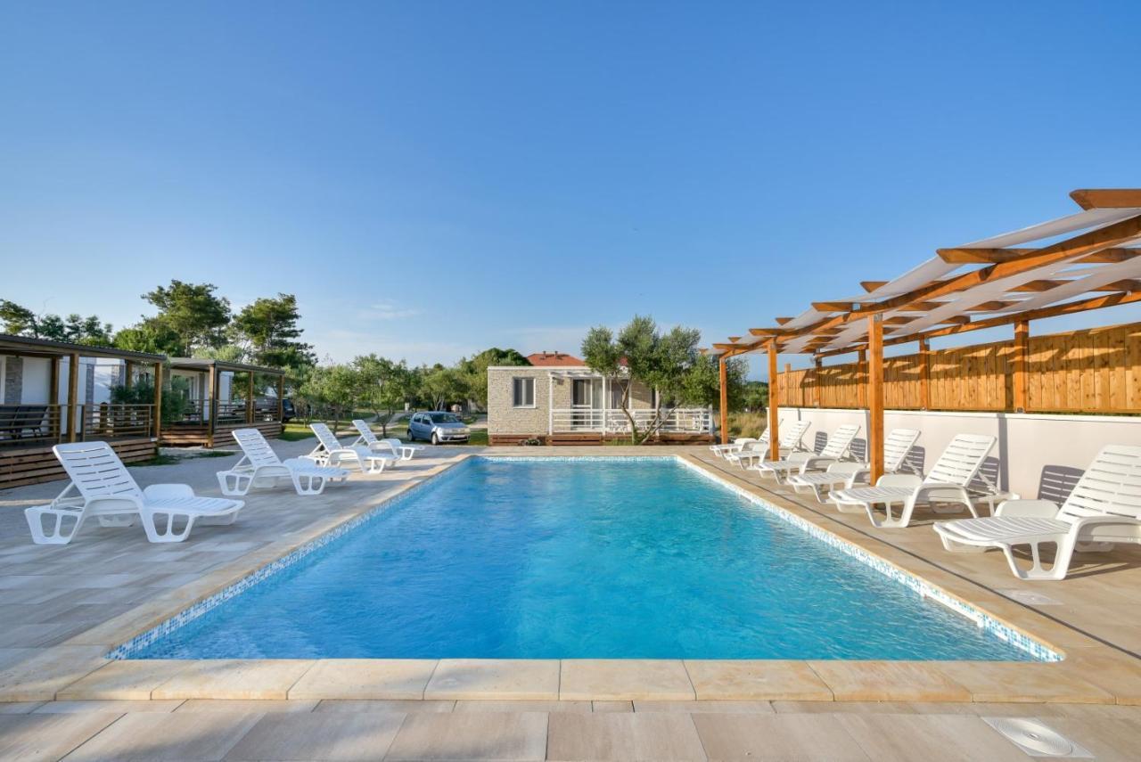 Apartments Medanic - Private Pool Привлака Екстер'єр фото
